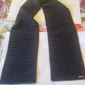 Michael Kors Gray Acrylic Scarf